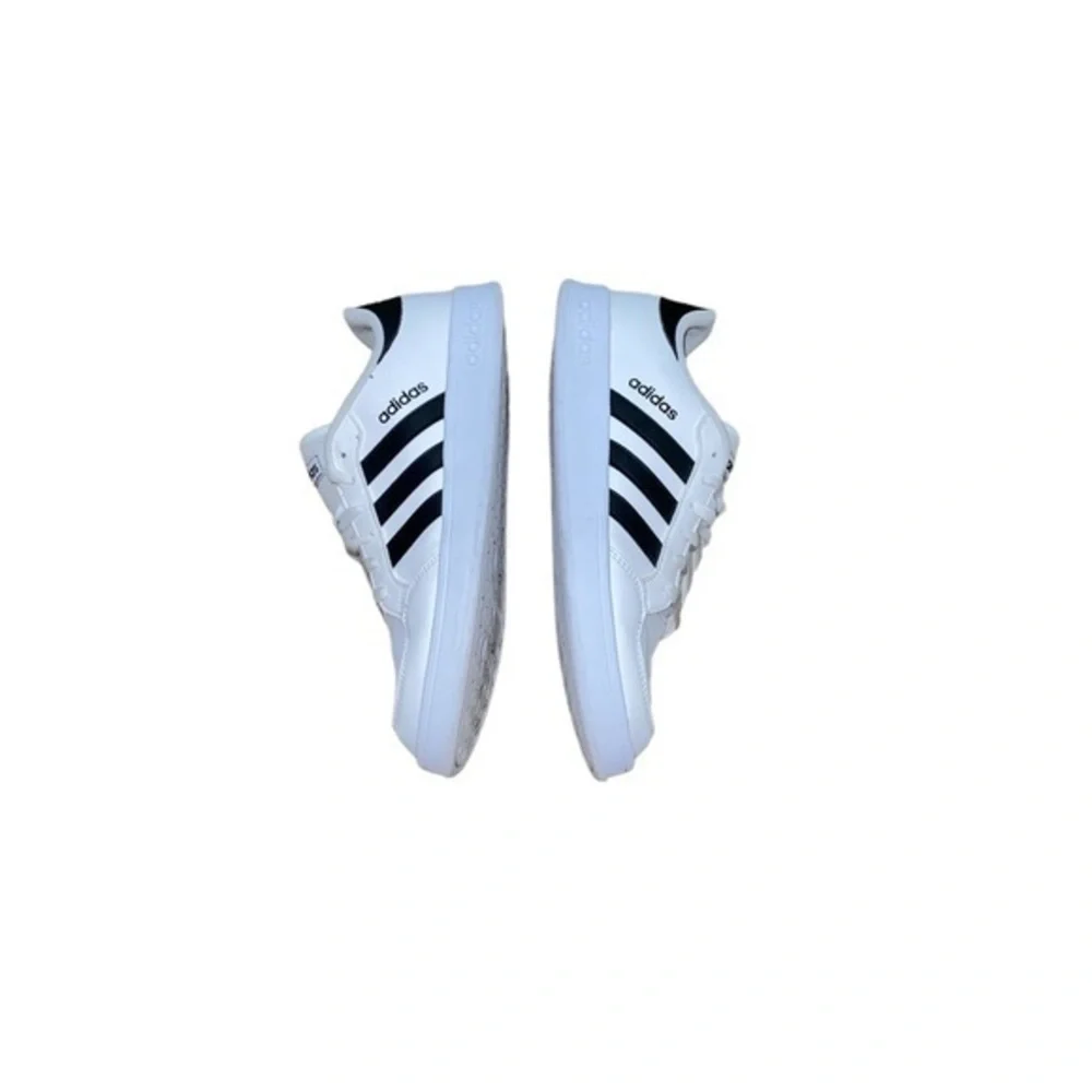 Adidas Men’s  Breaknet Sneakers White‎ With Black Classic 3 Stripe Size 9